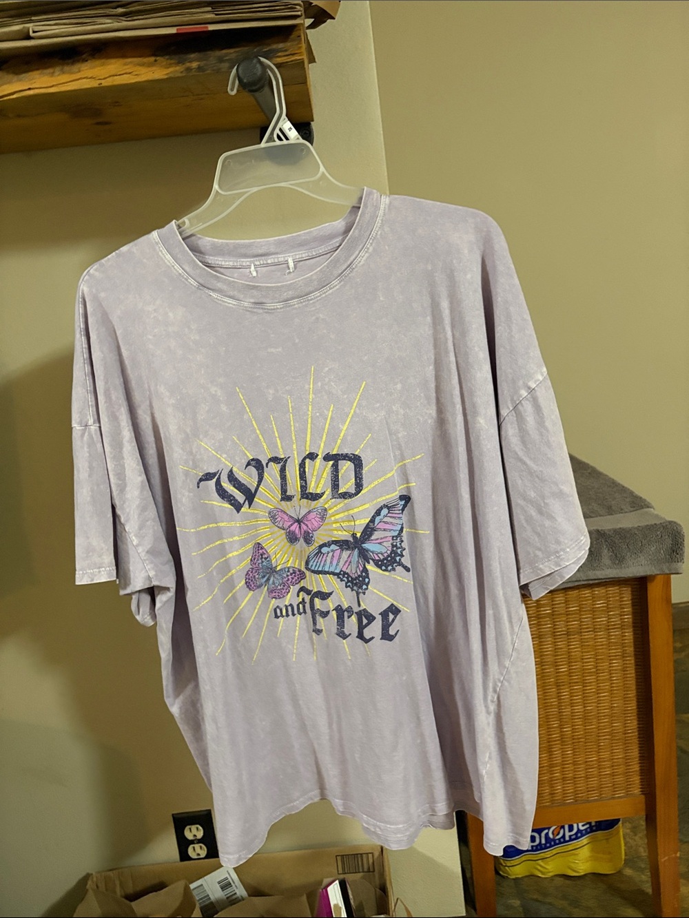 Women's Lavender 'Wild and Free' Short Sleeve Graphic Tee